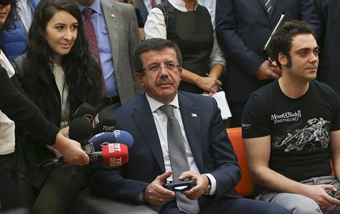 Zeybekci, ilk kez dijital oyun oynadı: Özgüven geldi, oğlumdan hesabını sorarım