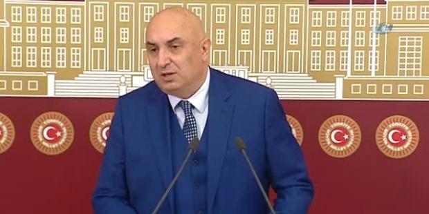 CHP'li Özkoç: Zarrab'ın askeri sırları yurt dışına götürmesine kim imkân sağladı?