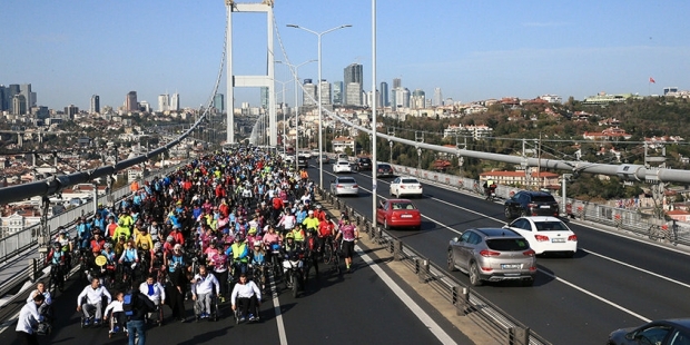 Engelliler, Avrupa kıtasından Asya'ya pedal çevirdi