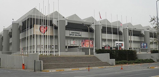 Abdi İpekçi Spor Salonu'nun yıkımı başladı