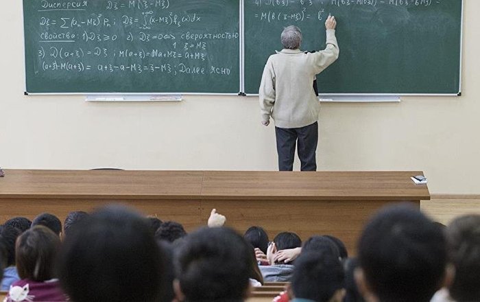 Akademisyenlere mecburi hizmet geliyor