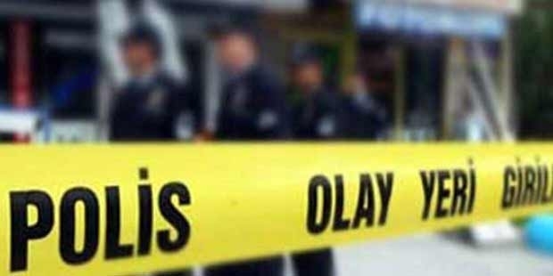 Boş zannettiği silahla şaka yaparken öldü