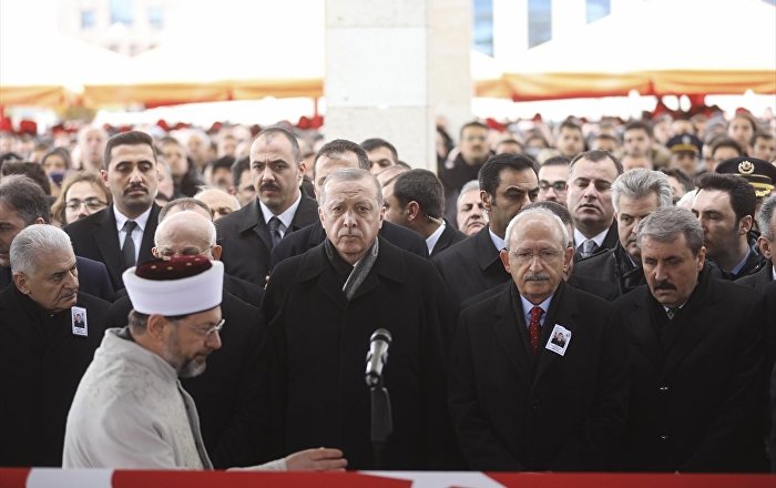 Erdoğan: Suriye`nin terörist ilan ettiği ÖSO` ya destek.