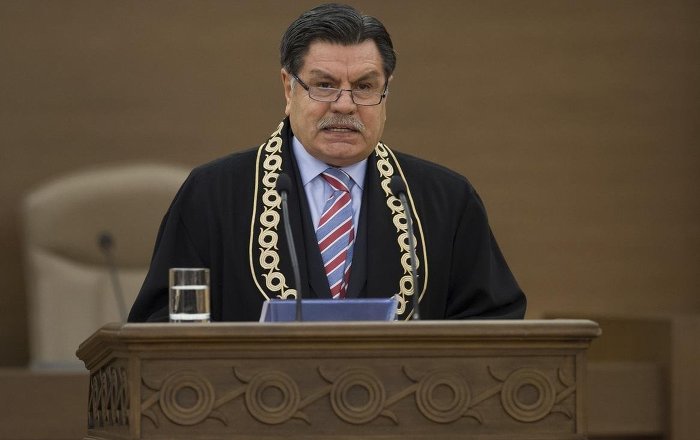 Eski AYM Başkanı Kılıç’ın oğlu hakkında FETÖ’den yakalama kararı