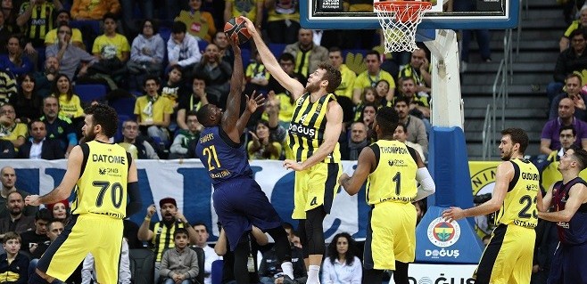 Fenerbahçe Doğuş Barcelona'yı Devirdi