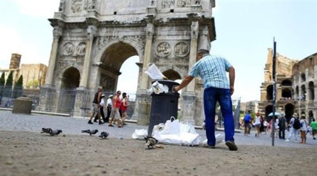 Irkçı bilim insanlarının isimleri Roma sokaklarından siliniyor