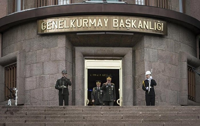 Genelkurmay Başkanlığı, NATO Üssü’ndeki Türk bayrağının indirildiği iddiasını yalanladı