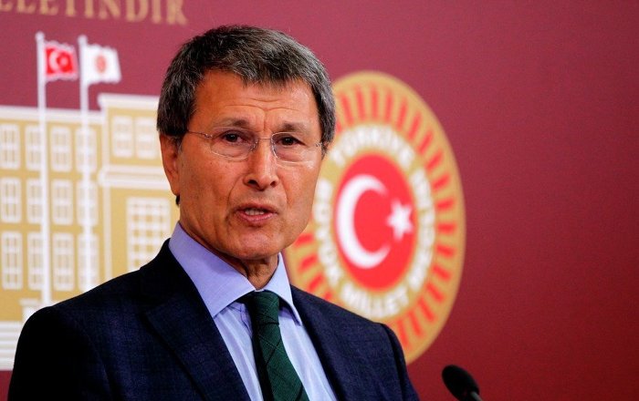 İYİ Partili Halaçoğlu: Saadet Partisi bile tek başına aday çıkarırken AKP neden çekiniyor?