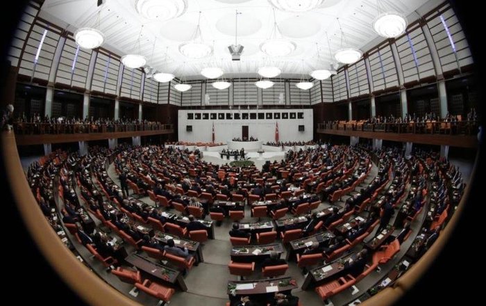 Meclis’te tacize uğrayan kadın, mobbing yüzünden şikayetinden vazgeçti