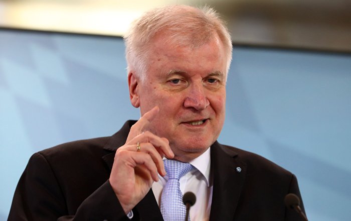 Almanya İçişleri Bakanı Seehofer: İslam, Almanya’ya ait değildir