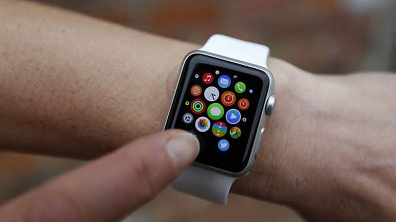 Apple Watch, %15 Daha Büyük Ekranla Gelecek