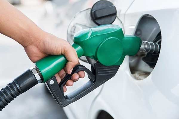 Benzine 12 kuruş zam