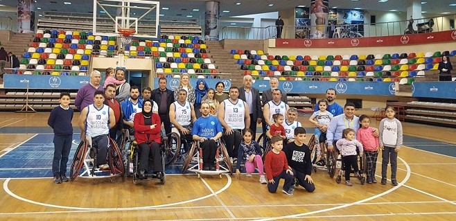 Bağcılarlı engelli basketçiler Antalya’yı 74-65'le geçti