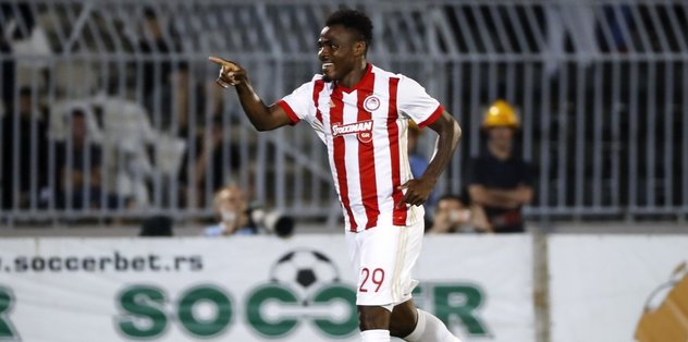 Evangelos Mariaknis: “Emenike transferi yediğim en büyük kazık!”