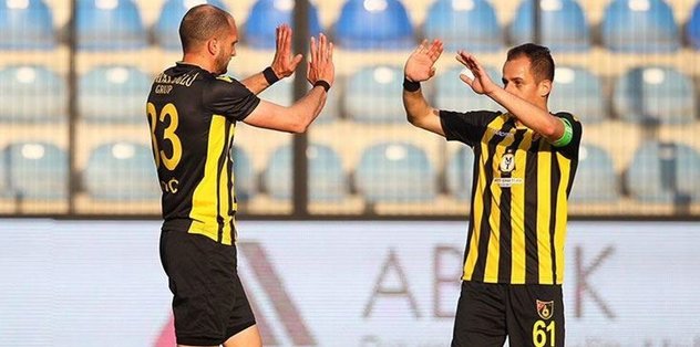 İstanbulspor Adanaspor’u rahat yendi!