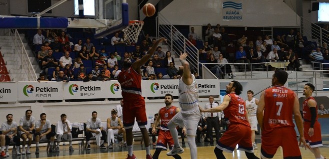 Petkimspor: 65 – Bahçeşehir Koleji: 90