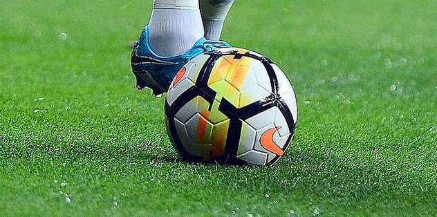 Profesyonel futbolcudan “sahte sözleşme” iddiası