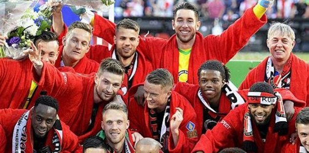 Robin van Persie attı Feyenoord kupayı aldı!