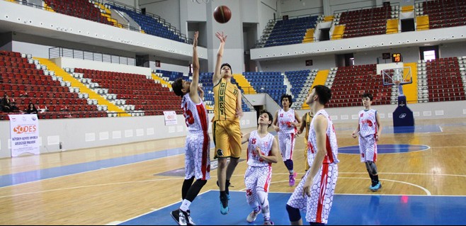 TBF'nin 'U15 Erkekler Anadolu Bölgeler Finali' Mersin'de başladı