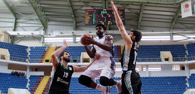 Trabzonspor: 82 – Darüşşafaka: 104