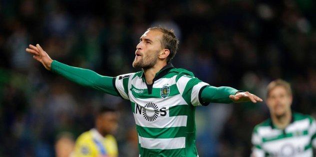 Taraftar tesis bastı Bas Dost’un kafası yarıldı
