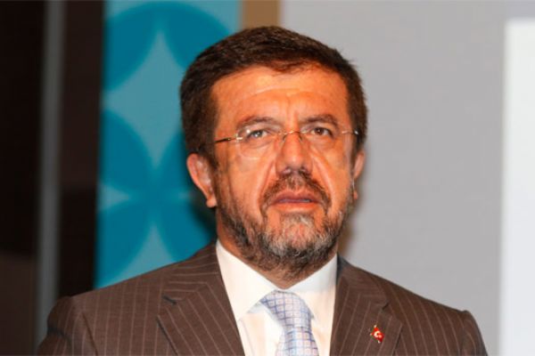 ‘Yaşadığımız bu Türk lirasının değeri Türkiye’nin gerçeklerini yansıtmıyor’