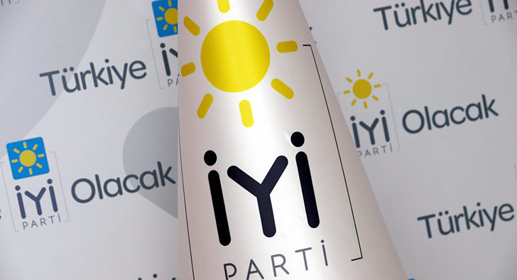 İYİ Parti’de istifa