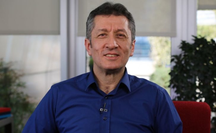 PROF. DR. ZİYA SELÇUK EĞİTİMCİLERİ MUTLU ETTİ