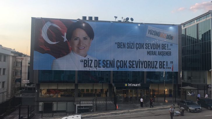 VAZGEÇMİYORLAR!
