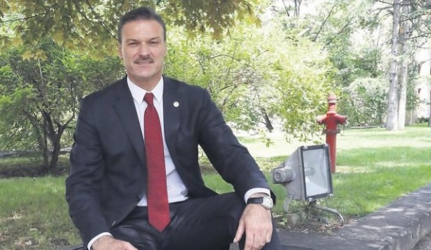 DÜNYADAN Bİ  HABER FUTBOLCU MİLLET VEKİLİNİN DÜNYA KUPASI YORUMU