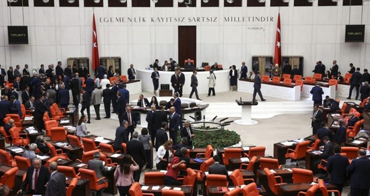 HDP’YE ŞOK!