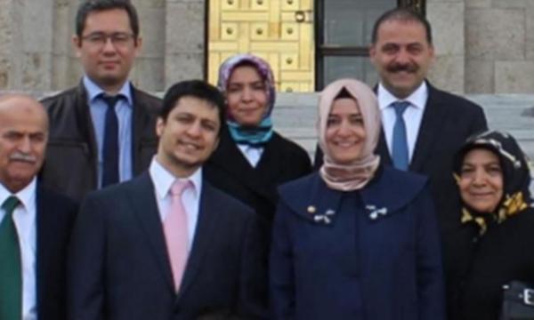 AKP’LİLERİN  DEVLET SALTANATI