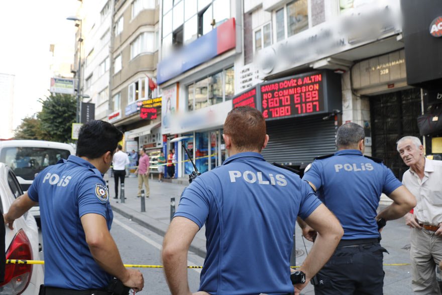 İSTANBUL’DA DÖVİZ BÜROSU SOYULDU!