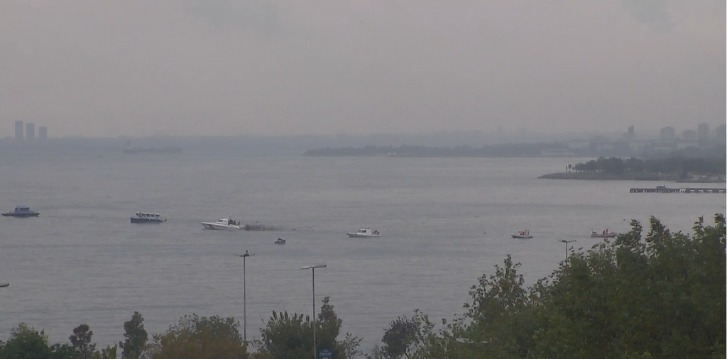 İSTANBUL  BOSTANCI SAHİLİ AÇIKLARINDA HELİKOPTER DÜŞTÜ