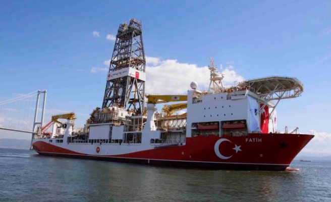 TÜRKİYE’NİN İLK SONDAJ GEMİSİ FATİH AKDENİZ’DE  İLK SEFERİNE ÇIKIYOR