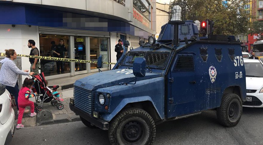 İSTANBUL’DA SİLAHLI BANKA SOYGUNU