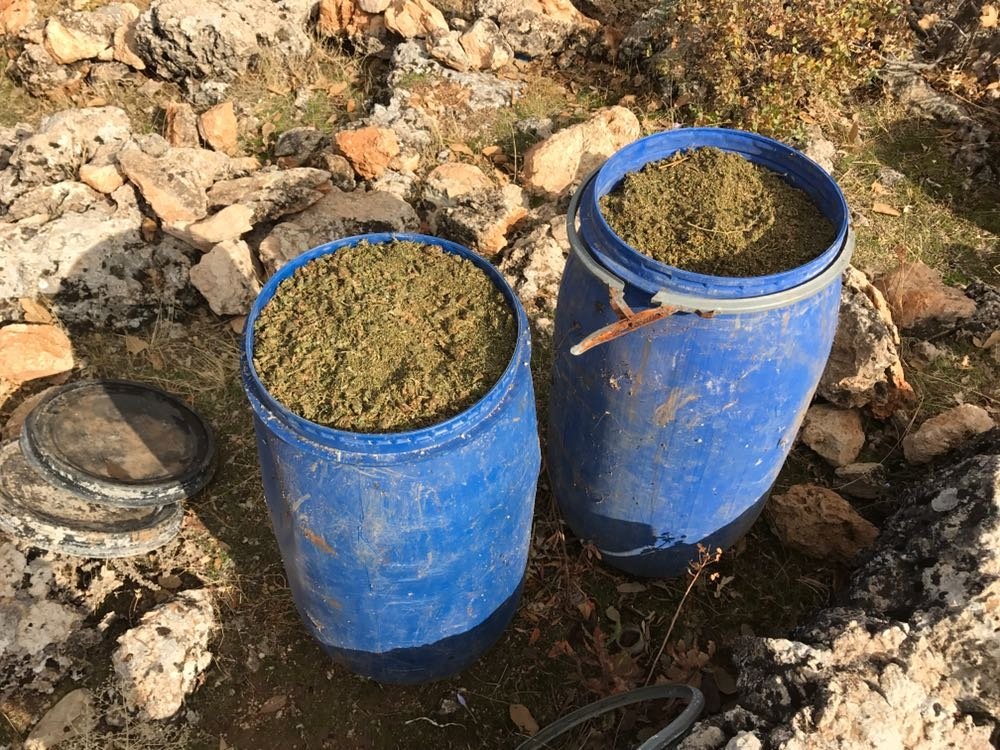 10 AYDA 37 TON ESRAR ELE GEÇİRİLDİ