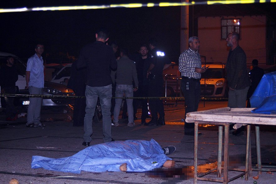 ANTALYA’DA PAZARDA CİNAYET İŞLENDİ