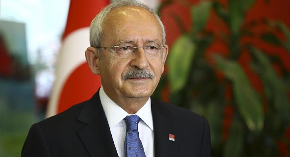 ‘KADİR MISIROĞLU VATAN HAİNİ’