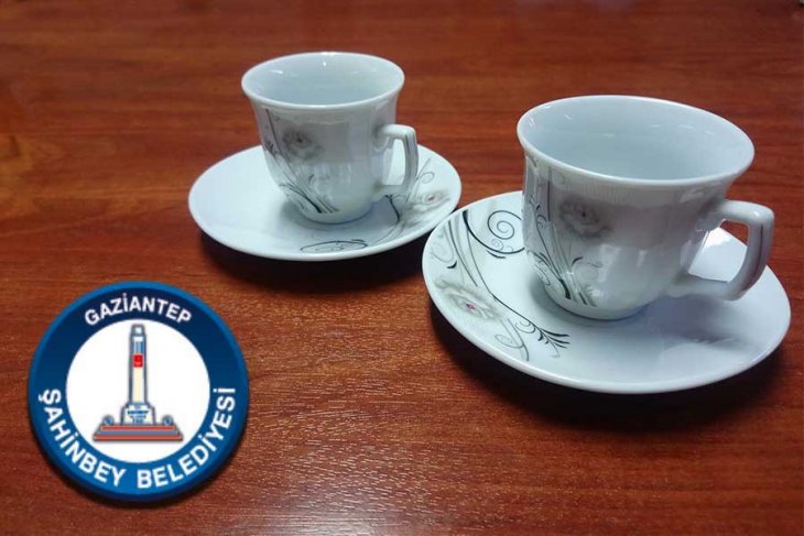 AKP’Lİ ŞAHİNBEY BELEDİYESİ 216 BİN LİRALIK KAHVE FİNCANI ALDI