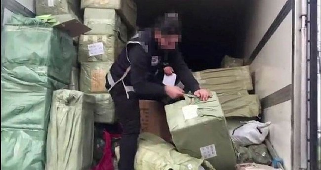 KAÇAK GÖZLÜKLER ELE GEÇİRİLDİ