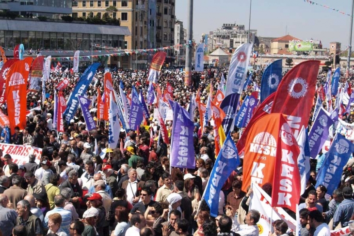 KESK MEYDANLARA İNMEYE  HAZIRLANIYOR