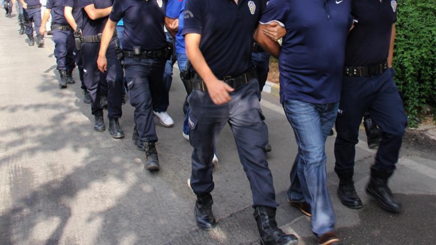 ANKARA’DA SUÇ ÖRGÜTÜ ÜYESİ 5 KİŞİ TUTUKLANDI
