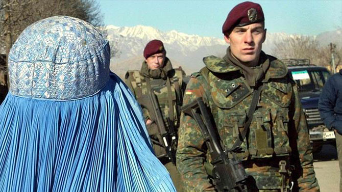Alman askerleri Afganistan misyonunda
