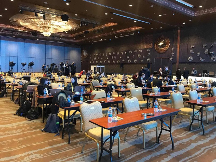 Merkez Bankası, basın toplantıları için genellikle lüks otelleri tercih ediyor. Banka, en son 6 Mayıs'ta enflasyon toplantısını bu otelde gerçekleştirmişti.