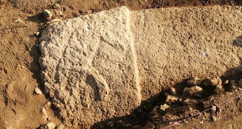 Karahan Tepe'deki dikilitaşlar Göbeklitepe'yi hatırlatıyor.