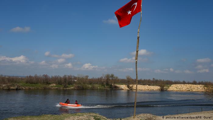 Arşiv - Meriç Nehri'nde devriye görevinde bulunan Türk özel güvenlik güçleri (11.03.2020)