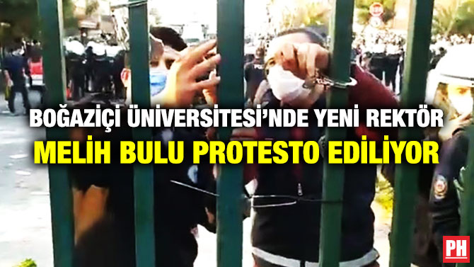 Boğaziçi Üniversitesi’nde Yeni Rektör Melih Bulu Protesto Ediliyor