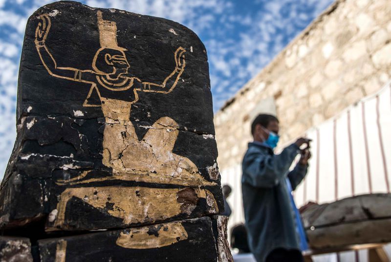 Araştırmacılar, Sakkara nekropolünde Kral Teti’nin karısı Kraliçe Naert’in mezarını belirlediler. C: Khaled Desouki / AFP
