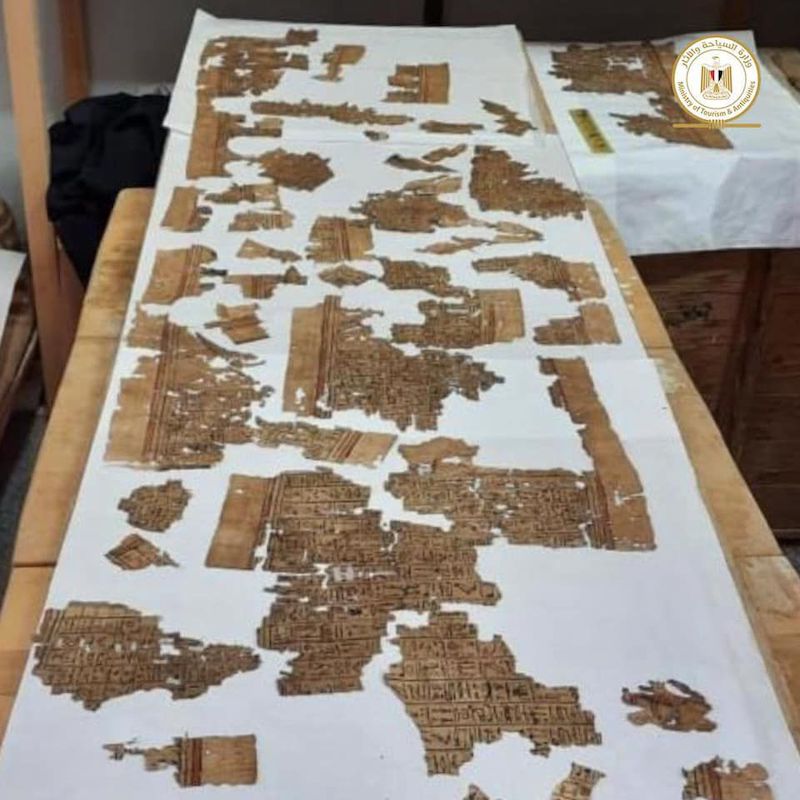 Papirüs, Ölüler Kitabının 17. bölümünü içeriyor.